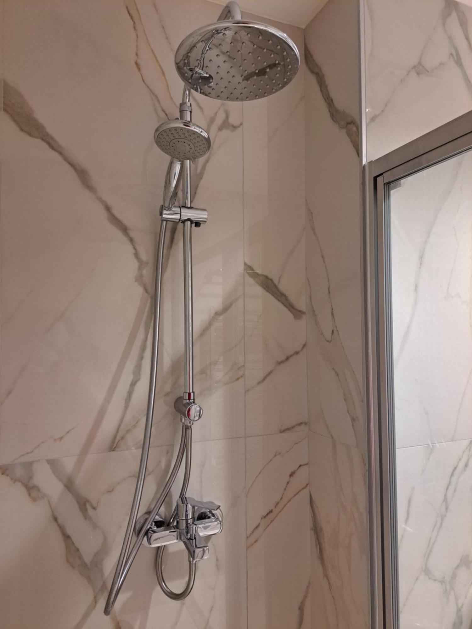 Divine 69 Luxury Apartment, Skopje City - Center, Diamond Residences, Free Parking Kültér fotó